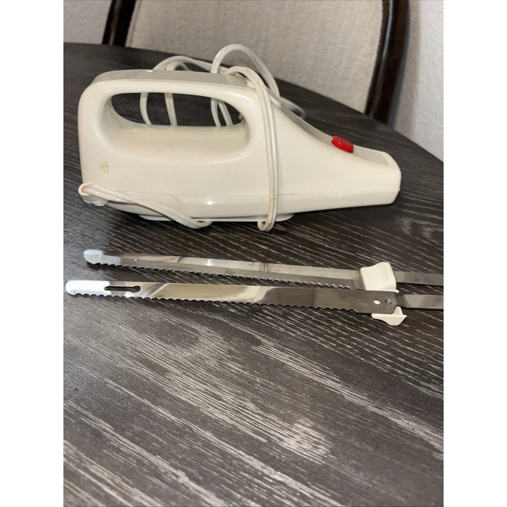 Toastmaster‎ 6110 Electric Carving Knife 8